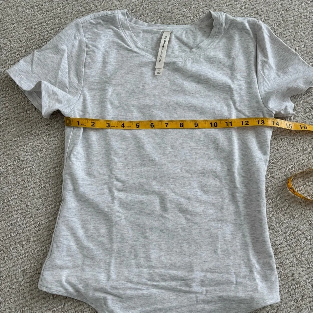 Aritzia Soft Contour Short Sleeve Bodysuit - Picture 4 of 6